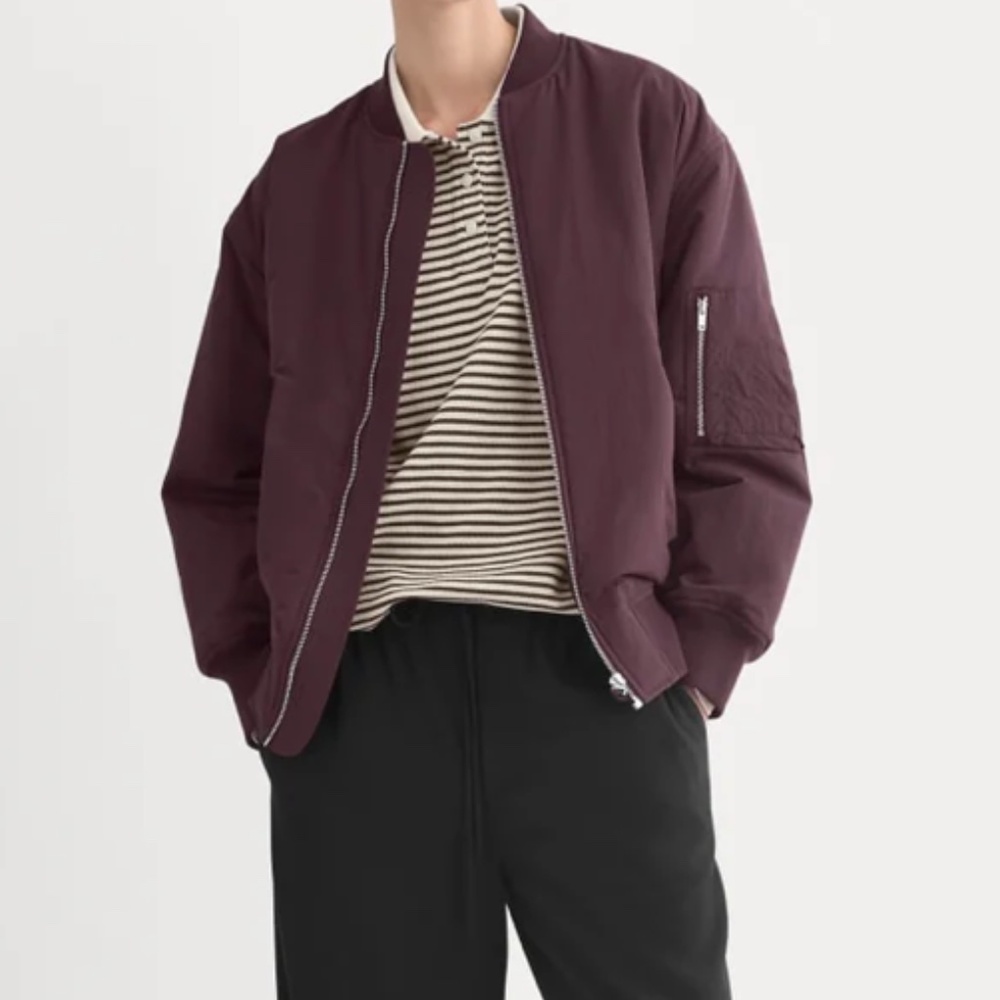 Everlane Renew Oversized Puffer Bomber XS NWT Deep Plum